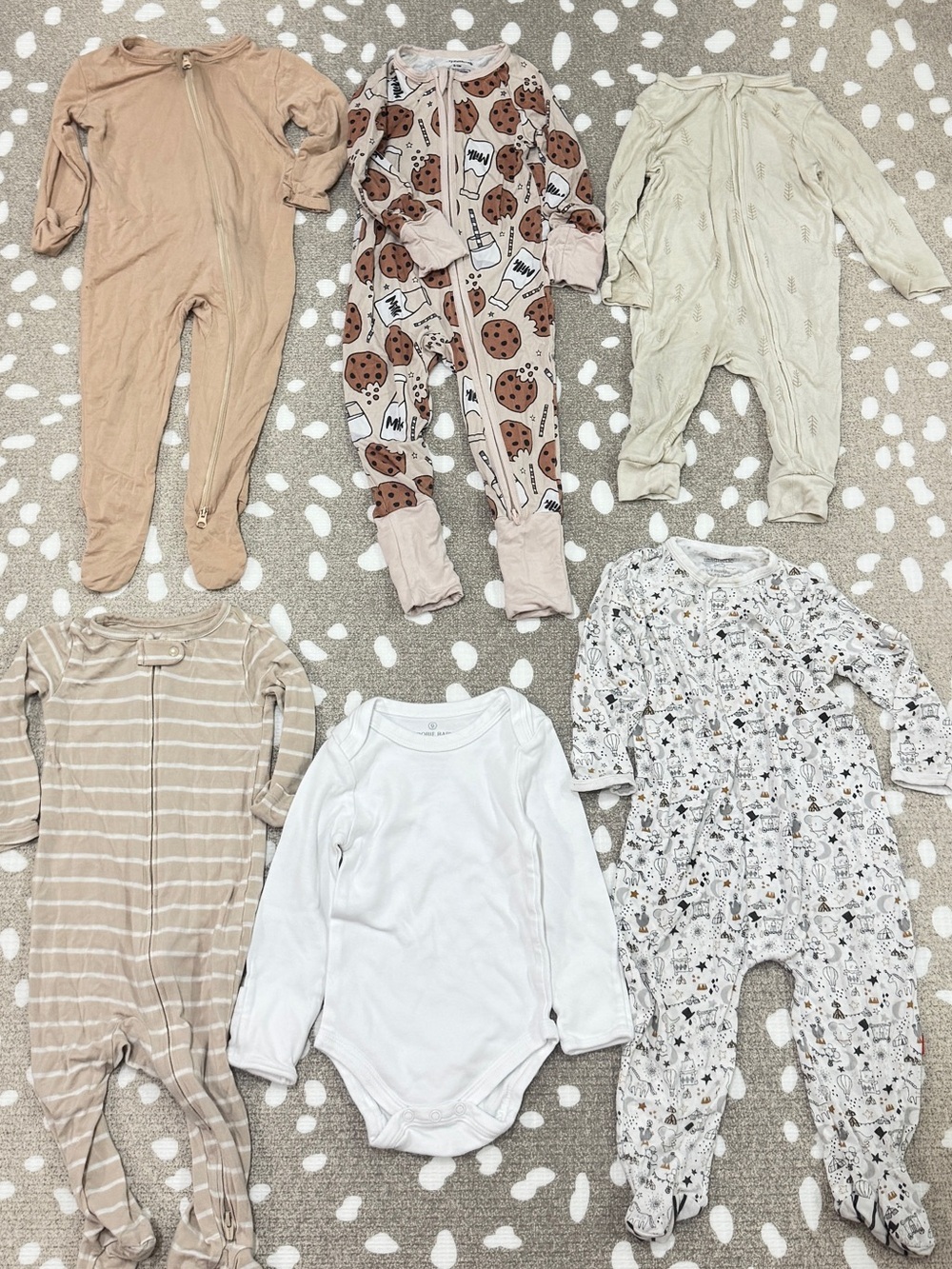 Lot of 6 neutral footies bamboo unisex baby beige milk cookies zippy onesie tan - Picture 1 of 12